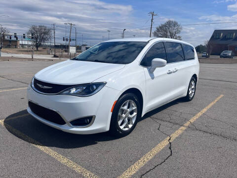 2019 Chrysler Pacifica for sale at A&P Auto Sales in Van Buren AR