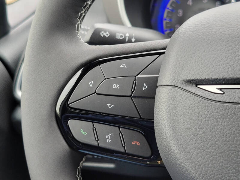 2027 Chrysler Pacifica Limited