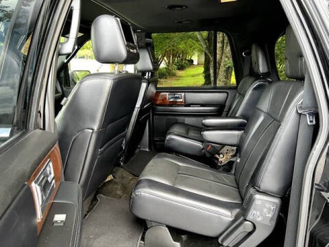 2017 Lincoln Navigator L Select