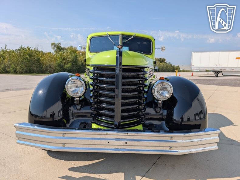 1945 Diamond T 509