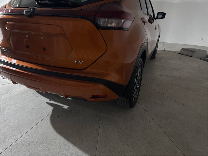 2023 Nissan Kicks SV