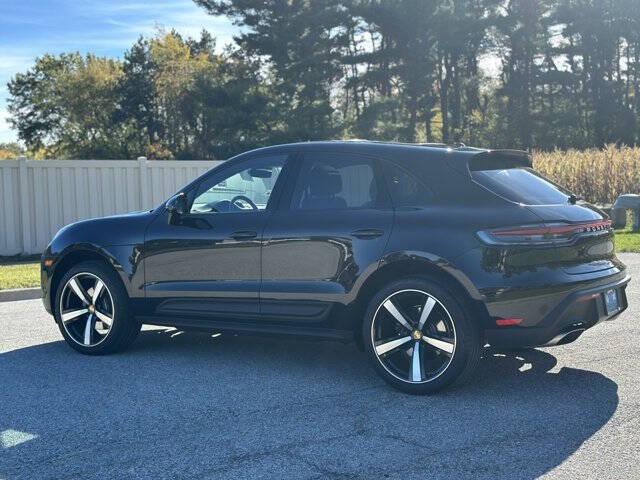 2025 Porsche Macan