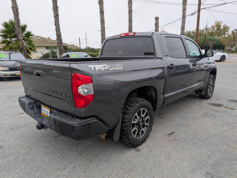 2015 Toyota Tundra SR5