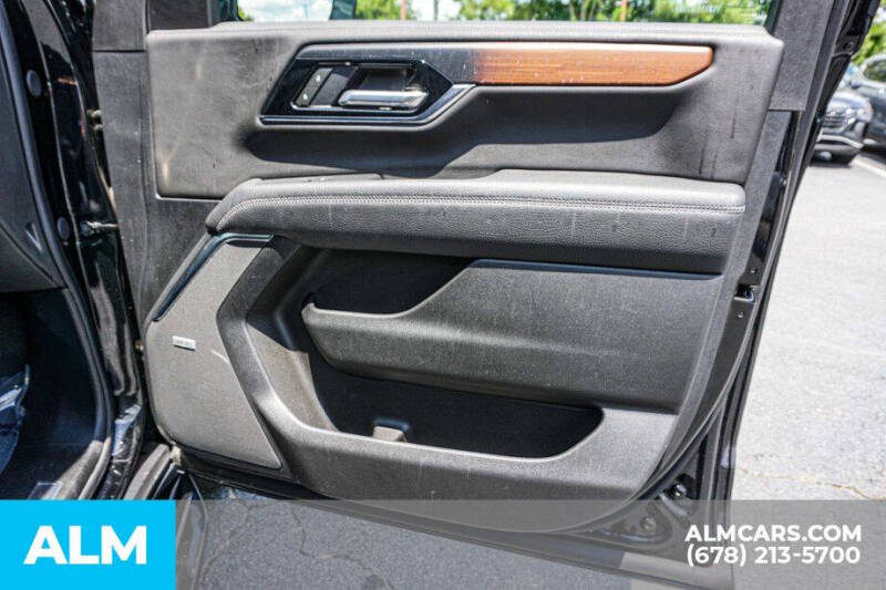 2025 GMC Yukon XL Denali