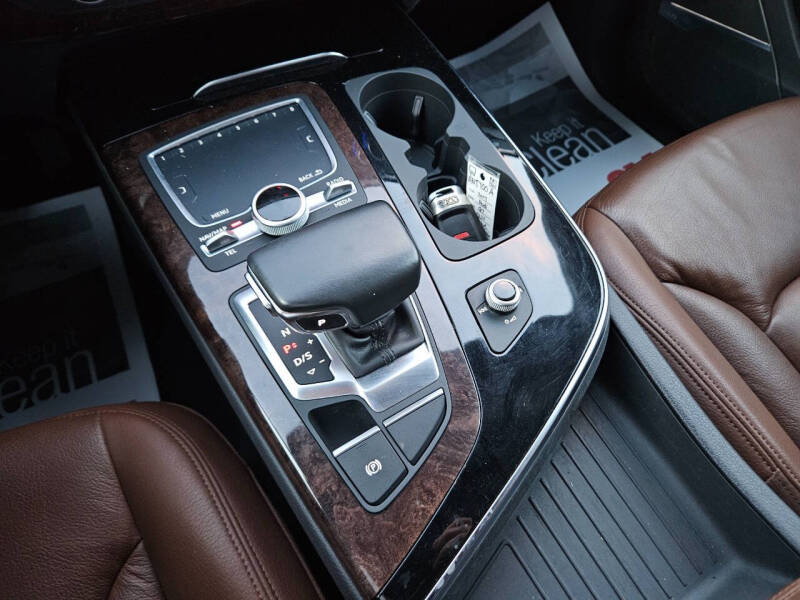 2017 Audi Q7 3.0T quattro Premium Plus