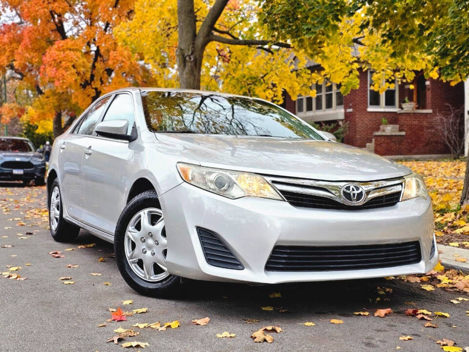 2013 Toyota Camry for sale at Quantum Auto Co in Plainfield, IL