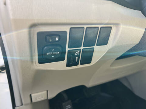 2014 Toyota Prius Four