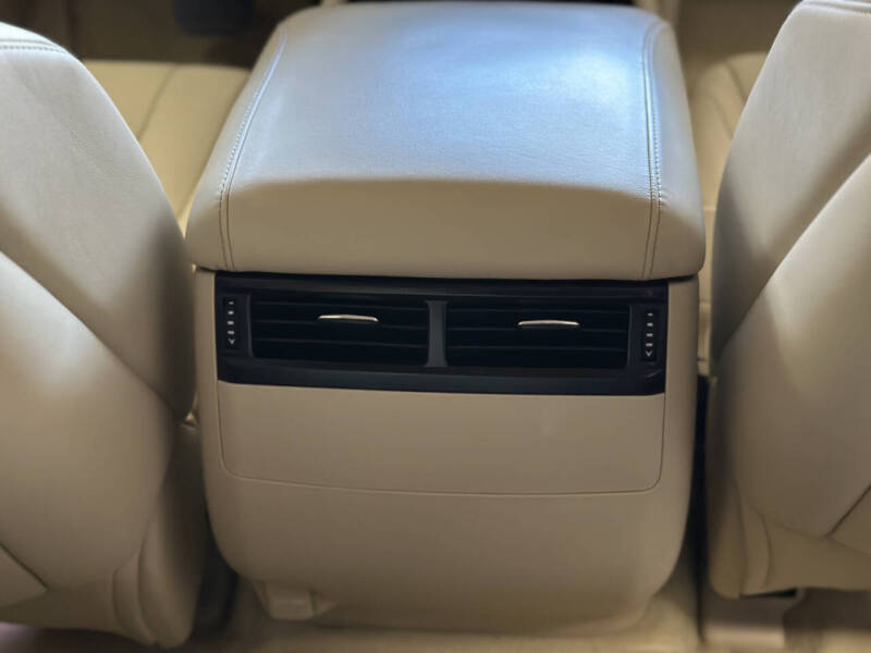 2018 Lexus LX 570 Two-Row