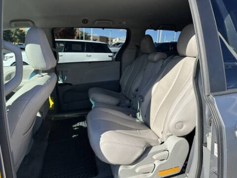 2012 Toyota Sienna