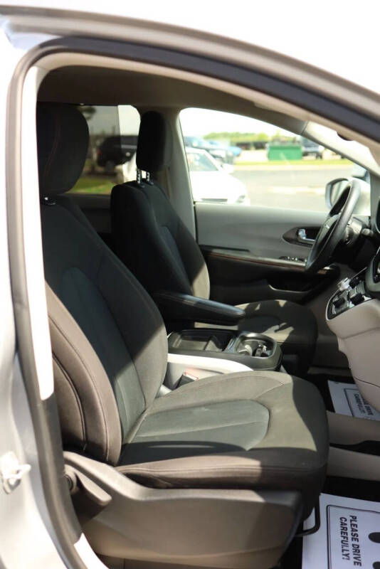 2020 Chrysler Pacifica Touring