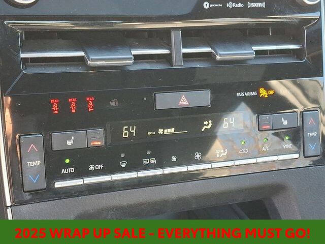 2022 Toyota Avalon Hybrid XSE Nightshade