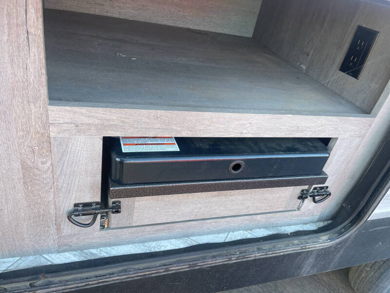 2021 Keystone RV Sprindale 240H