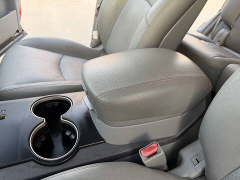 2009 Kia Borrego LX