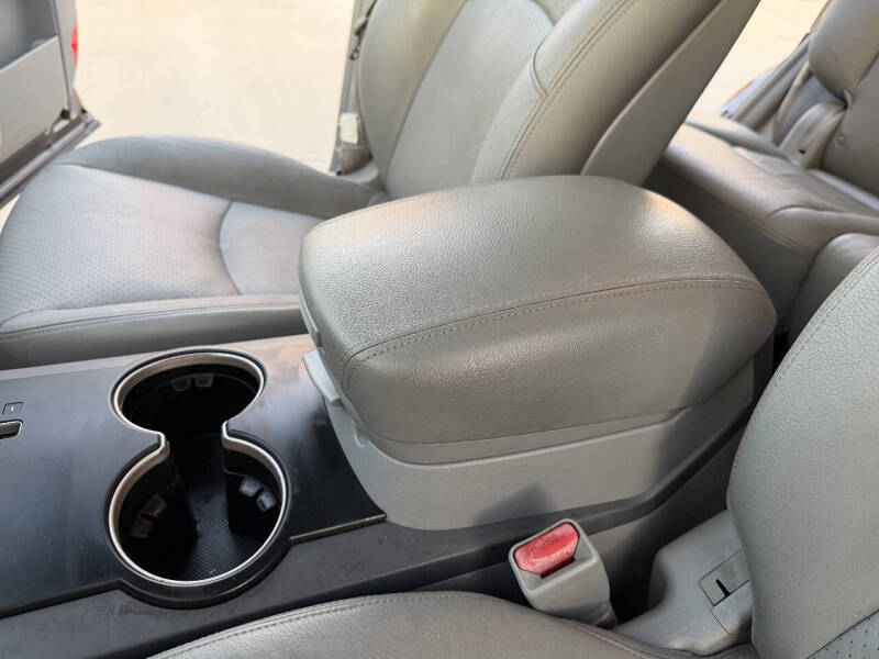 2009 Kia Borrego LX