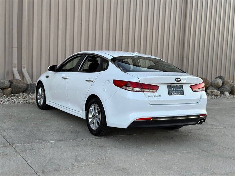 2018 Kia Optima LX photo 10