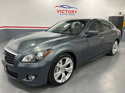 2011 Infiniti M56