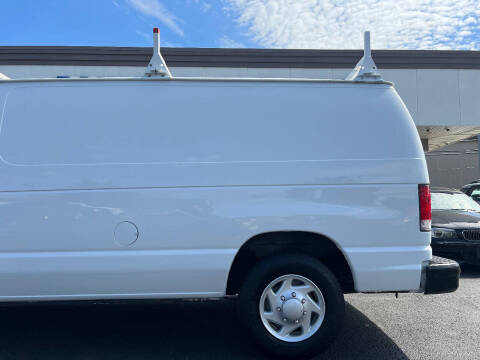 2014 Ford E-Series E-150