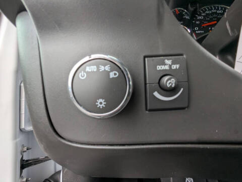 2025 Chevrolet Express 3500