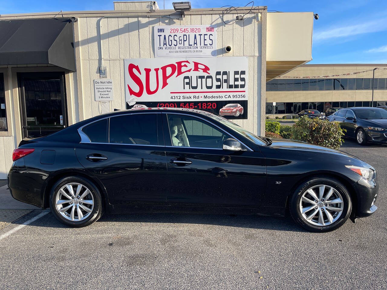 2015 INFINITI Q50 for sale at Super Auto Sales Modesto in Modesto, CA