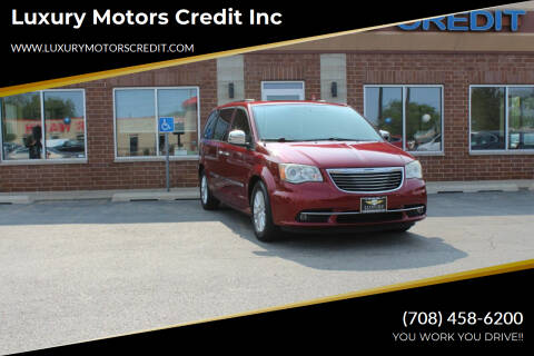 2012 Chrysler Town and Country for sale at Luxury Motors Credit Inc in Bridgeview IL