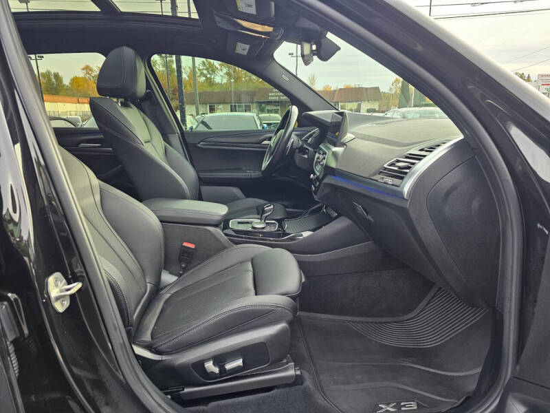 2023 BMW X3 xDrive30i