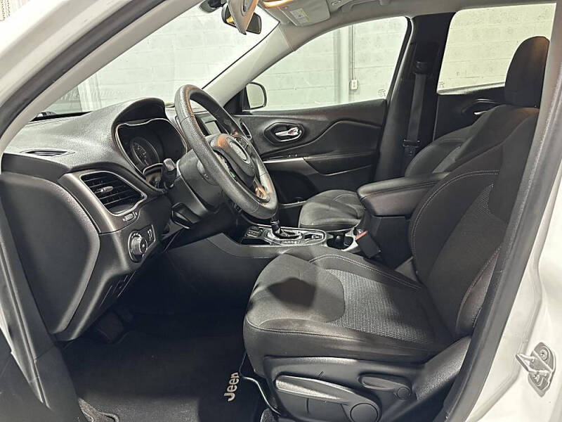 2019 Jeep Cherokee Latitude