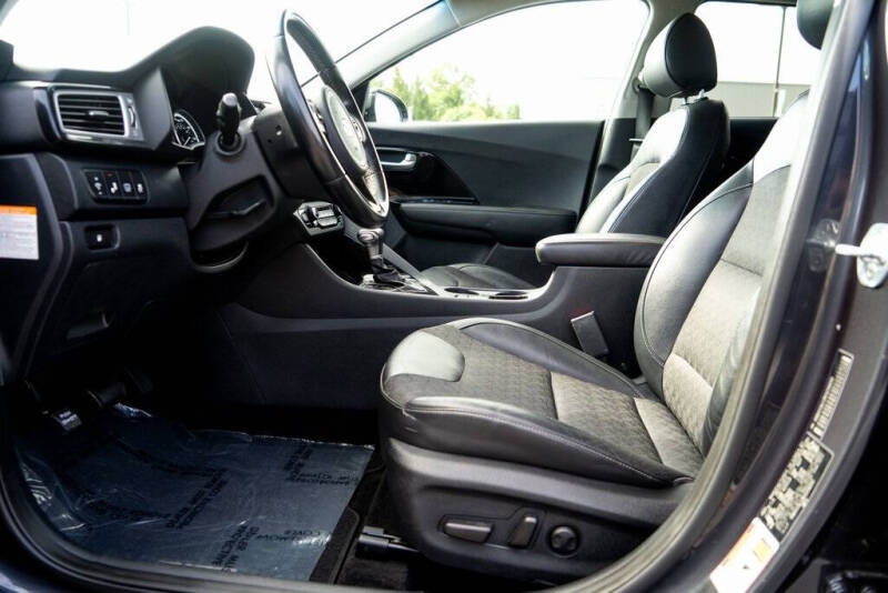 2019 Kia Niro S Touring