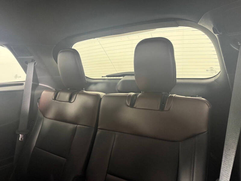 2023 Ford Explorer Platinum
