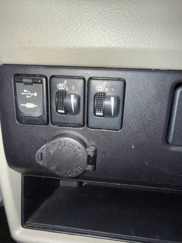 2015 Toyota Sienna XLE 8-Passenger