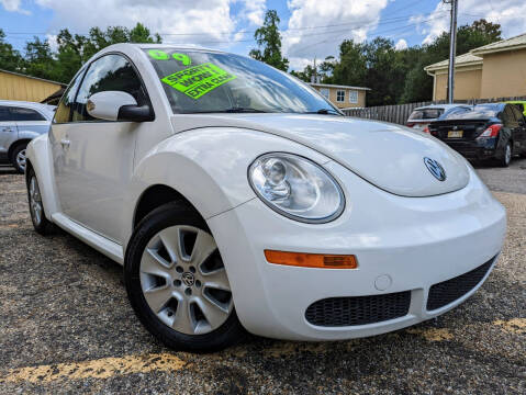 2009 Volkswagen New Beetle for sale at The Auto Connect LLC in Ocean Springs MS