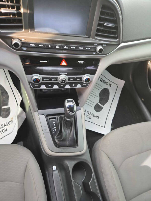 2020 Hyundai Elantra