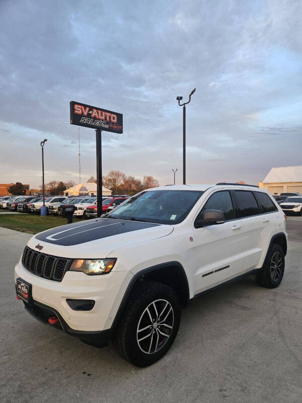 2018 Jeep Grand Cherokee Trailhawk's photo