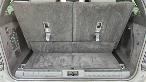 2024 Land Rover Discovery P300 Dynamic SE