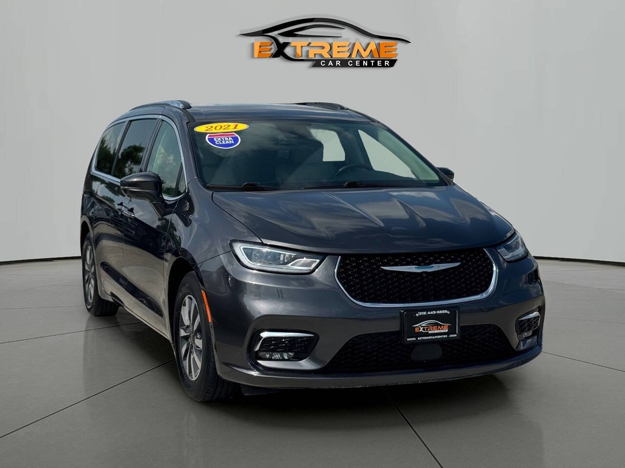 2021 Chrysler Pacifica Hybrid for sale at Extreme Car Center in Detroit, MI