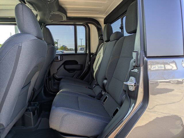 2026 Jeep Gladiator Willys