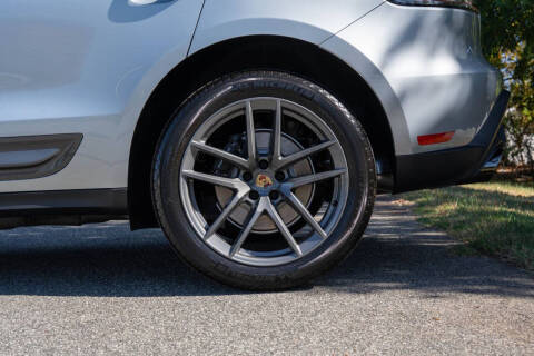 2026 Porsche Macan T