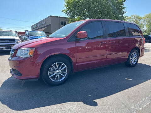 2016 Dodge Grand Caravan for sale at MIDWEST CAR SEARCH in Fridley MN