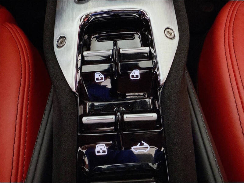 2022 Ferrari SF90 Spider