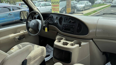 2005 Ford E-Series E-150