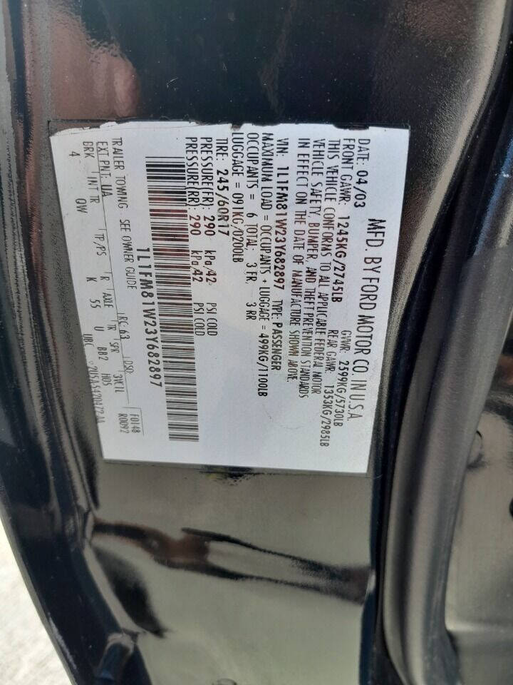 2003 Lincoln Town Car  - $5,450