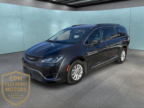2017 Chrysler Pacifica Touring Plus