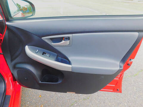 2012 Toyota Prius Five