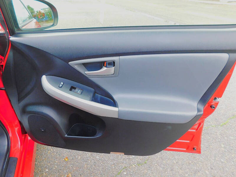 2012 Toyota Prius Five