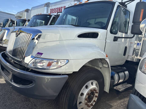 2019 International DuraStar 4300