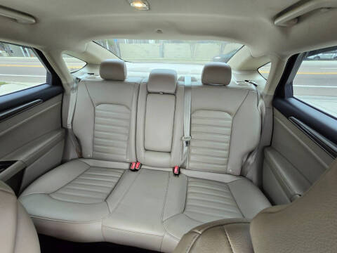 2017 Ford Fusion Energi SE Luxury