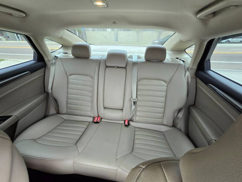 2017 Ford Fusion Energi SE Luxury