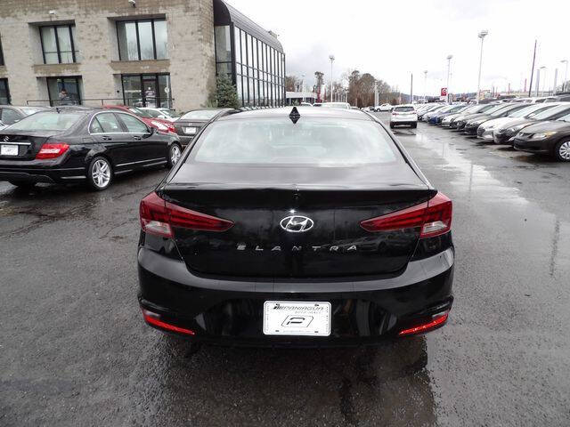 2020 Hyundai Elantra