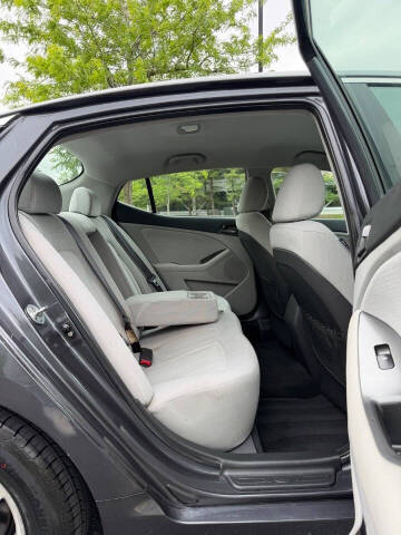 2011 Kia Optima LX