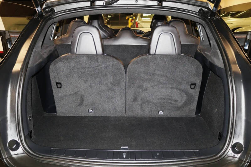 2020 Tesla Model X Long Range