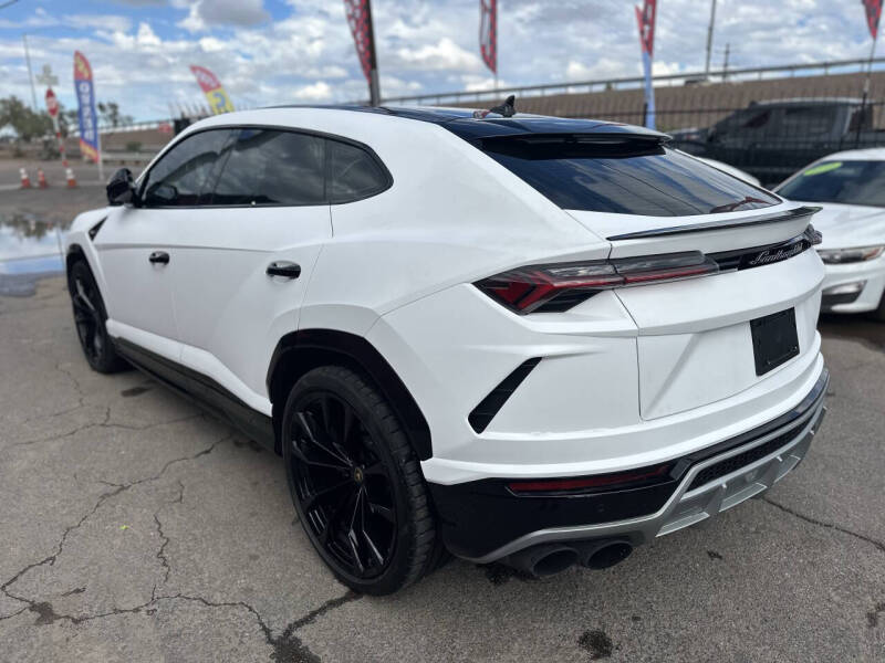 2021 Lamborghini Urus